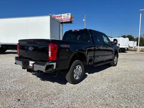 2026 Ford F-350 XLT