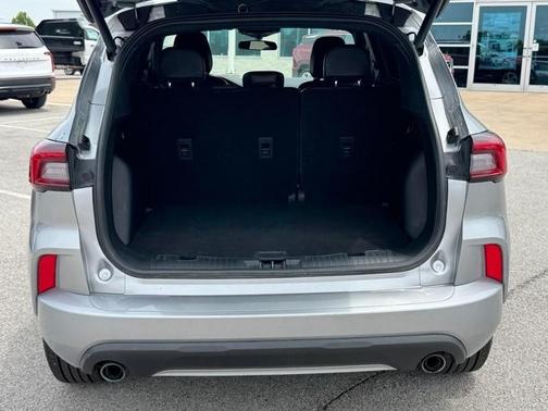 Iconic Silver Metallic 2024 Ford Escape ST-Line