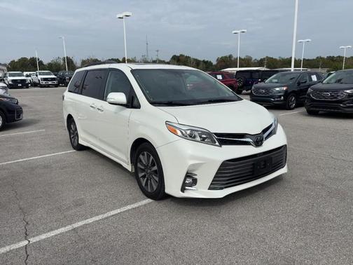 2020 Toyota Sienna Limited
