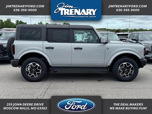 Avalanche Gray 2026 Ford Bronco Outer Banks