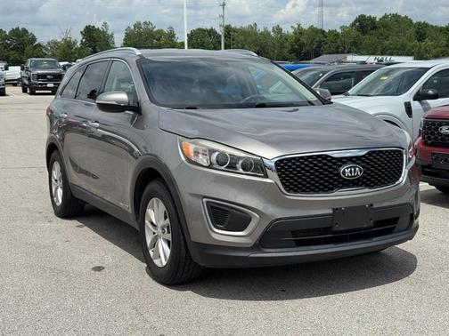 Titanium Silver Gray 2016 Kia Sorento LX