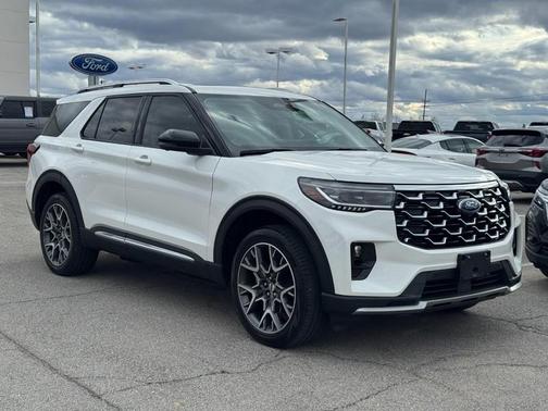 2025 Ford Explorer Platinum 4WD