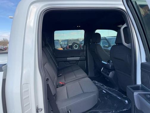 Oxford White 2026 Ford F-150 XLT