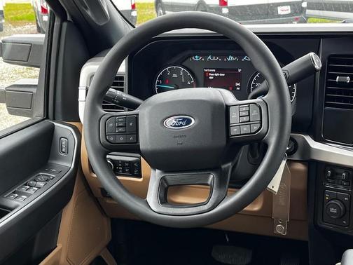 2025 Ford F-250 XLT