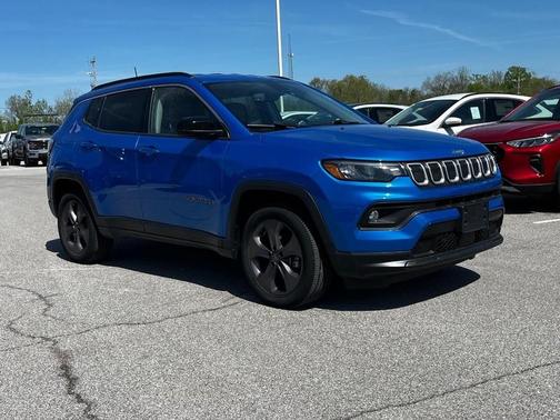 2022 Jeep Compass Latitude Lux