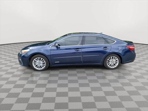 2018 Toyota Avalon Hybrid Limited