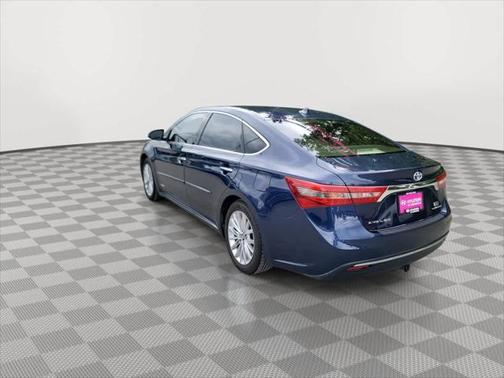 2018 Toyota Avalon Hybrid Limited