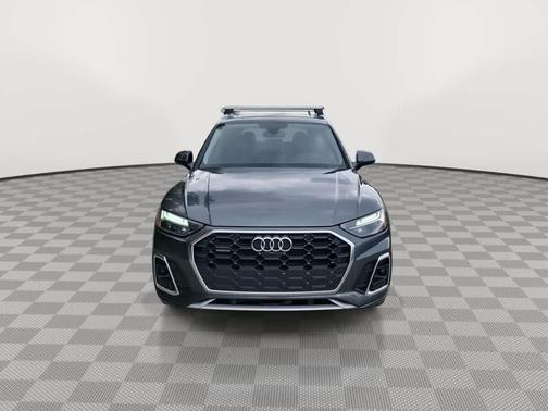 2022 Audi Q5 45 S line Premium Plus