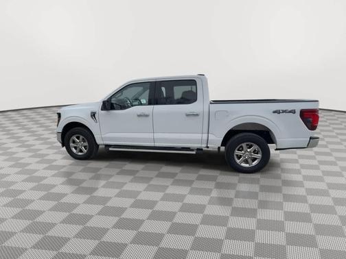 Oxford White 2025 Ford F-150 XLT