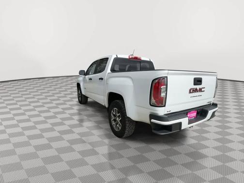 Summit White 2022 GMC Canyon AT4