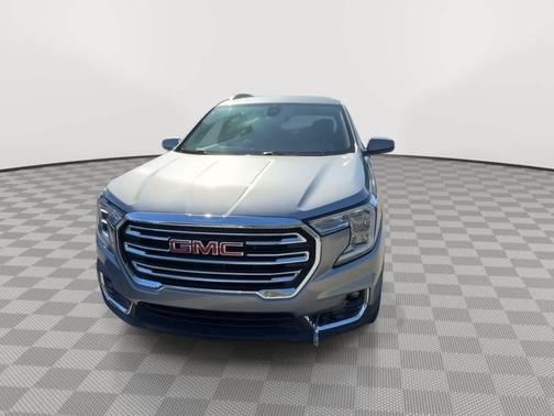 Sterling Metallic 2024 GMC Terrain SLT
