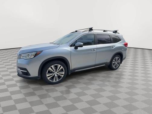 Ice Silver Metallic 2019 Subaru Ascent Limited 7-Passenger