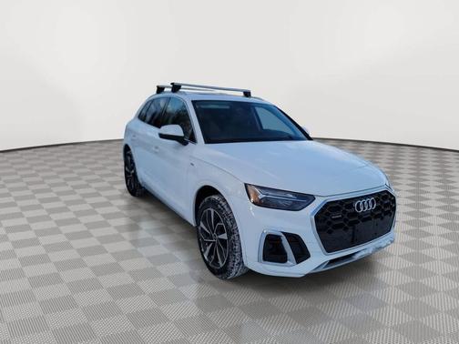 2024 Audi Q5 45 S line Premium Plus