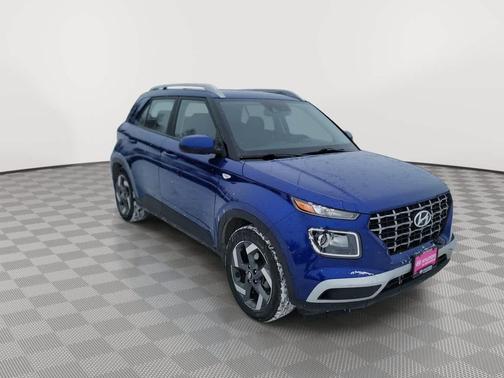 2022 Hyundai VENUE SEL