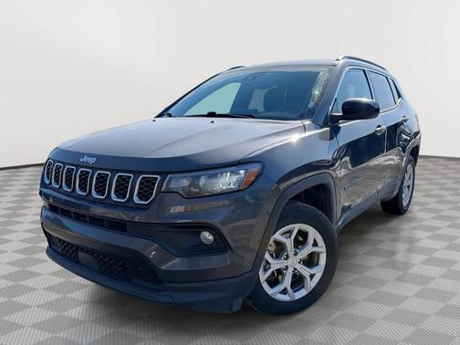 Baltic Gray Metallic Clearcoat 2024 Jeep Compass Latitude