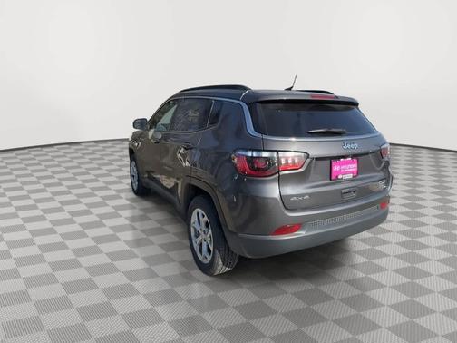 Baltic Gray Metallic Clearcoat 2024 Jeep Compass Latitude