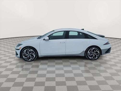 2023 Hyundai IONIQ 6 SE
