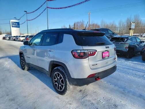 2024 Jeep Compass Trailhawk