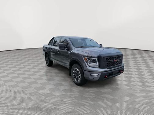 2022 Nissan Titan PRO-4X