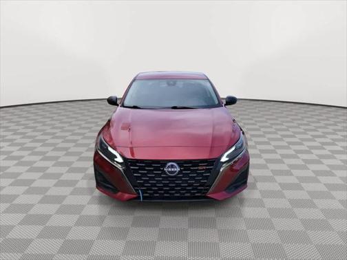 2023 Nissan Altima SR Intelligent AWD