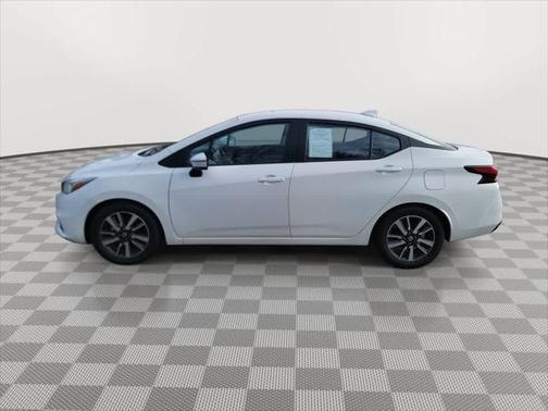 2021 Nissan Versa 1.6 SV