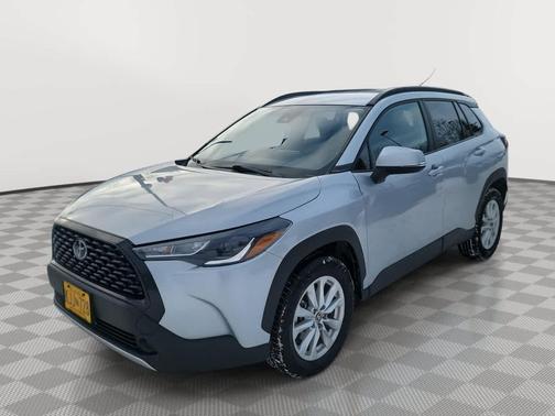 2022 Toyota Corolla Cross LE