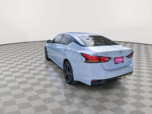 2023 Nissan Altima SR Intelligent AWD