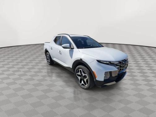 Atlas White 2023 Hyundai SANTA CRUZ Limited