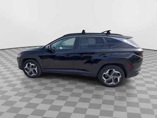 Black Pearl 2024 Hyundai TUCSON SEL