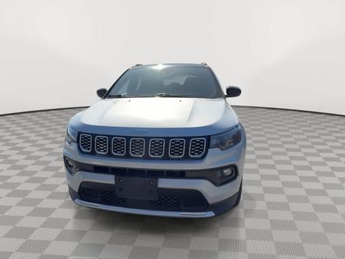 Silver Zynith Metallic Clearcoat 2024 Jeep Compass Limited