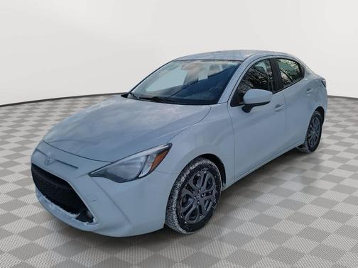 2019 Toyota Yaris Sedan LE