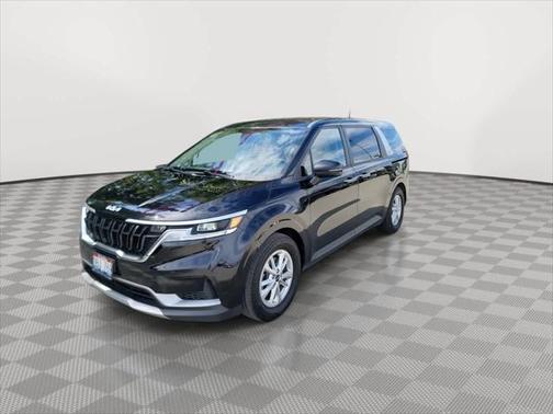 2022 Kia Carnival LXS