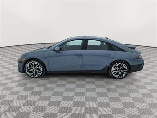 2023 Hyundai IONIQ 6 SE