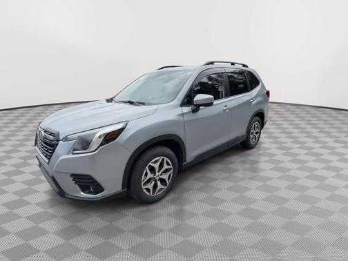 Ice Silver Metallic 2023 Subaru Forester Premium