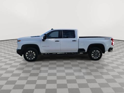 2024 Chevrolet Silverado 2500 Custom