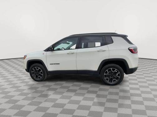White Clearcoat 2018 Jeep Compass Trailhawk