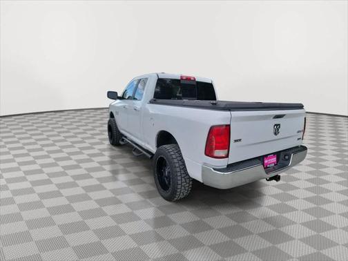 2017 RAM 1500 SLT