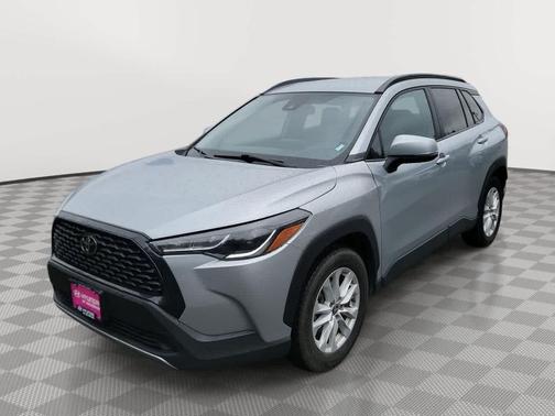 2022 Toyota Corolla Cross LE