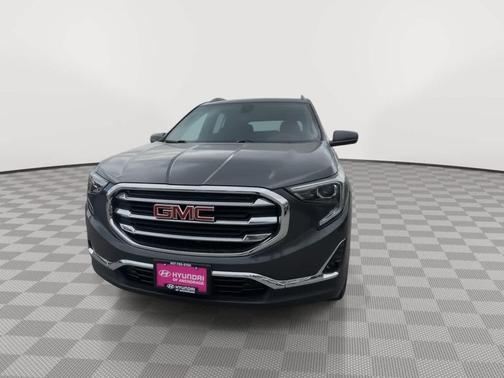Graphite Gray Metallic 2018 GMC Terrain SLT