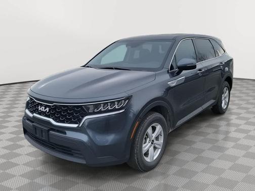 2022 Kia Sorento LX