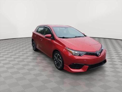 2016 Scion iM 5dr HB CVT