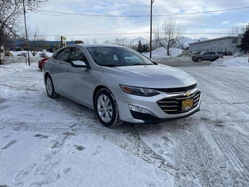 Photo 2 of 27 of 2020 Chevrolet Malibu LT