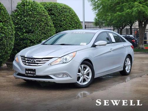 2011 Hyundai SONATA Limited