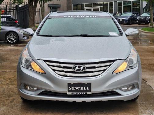 2011 Hyundai SONATA Limited