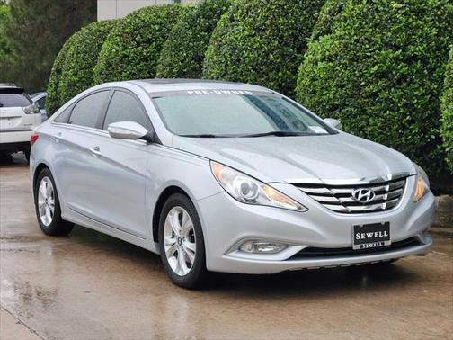 2011 Hyundai SONATA Limited