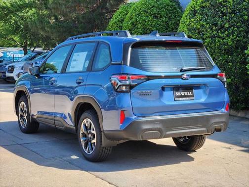 2025 Subaru Forester Base