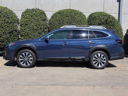 2025 Subaru Outback Touring