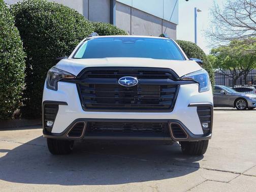 Crystal White Pearl 2025 Subaru Ascent Bronze Edition 7-Passenger