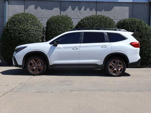 Crystal White Pearl 2025 Subaru Ascent Bronze Edition 7-Passenger