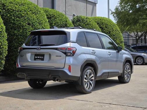 2025 Subaru Forester Hybrid Touring